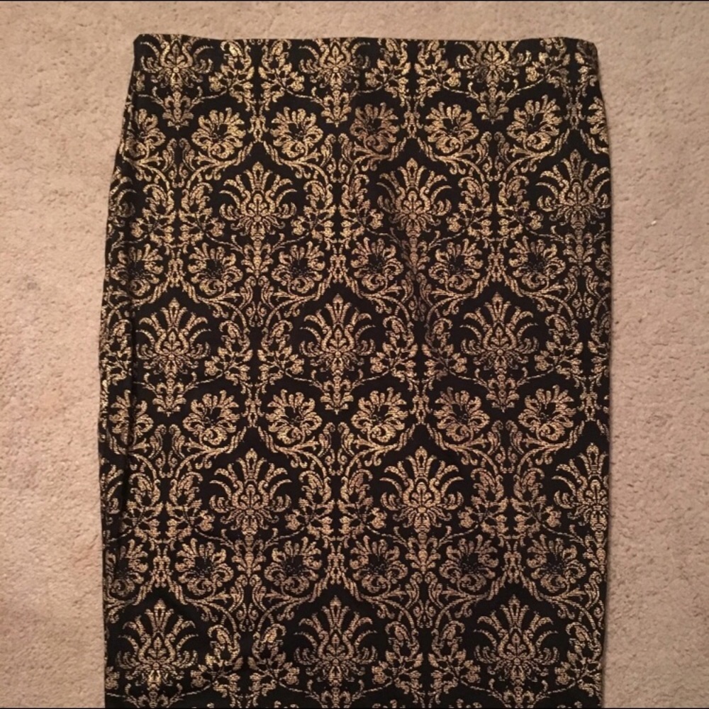 Forever 21 gold patterned 2x pencil skirt
